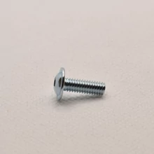 Belsőkulcsnyílású metrikus csavarok